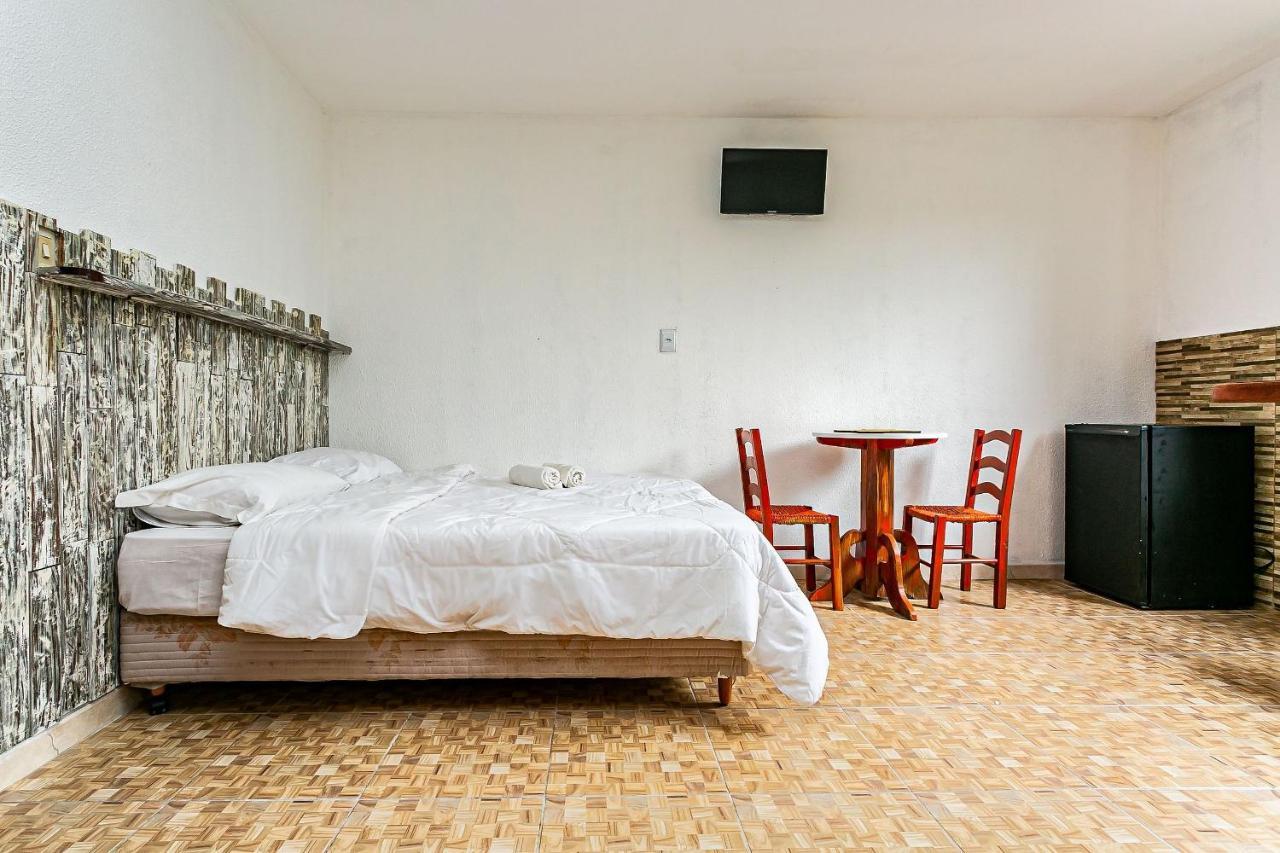 Florianópolis Studios Duplos E Individuais 450M Da Praia Rai المظهر الخارجي الصورة